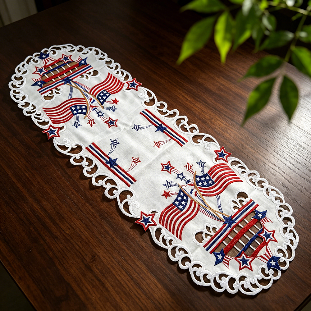 USA Independence Day Flag Embr - огляд і ціна Christmas Table Runner